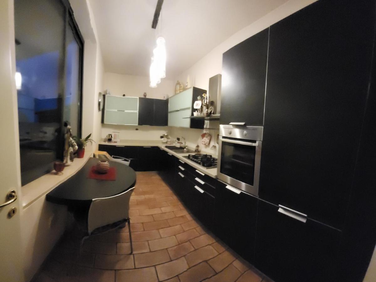 Casa Cristina Apartment Parma Bagian luar foto